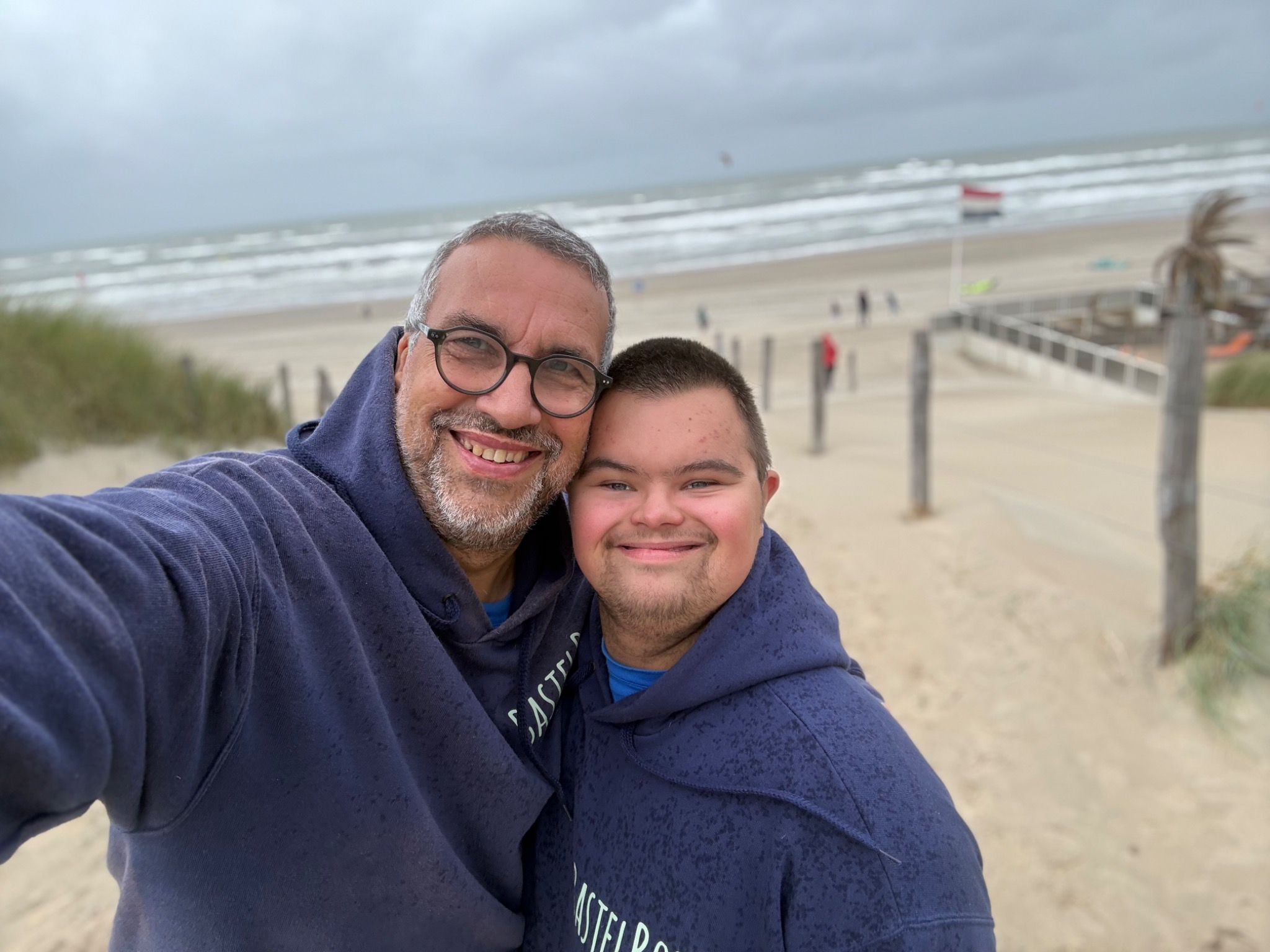 BastelBoys Vater und Sohn am Meer